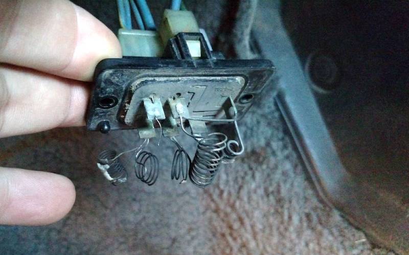 What Causes a Blower Motor Resistor to Burn Out
